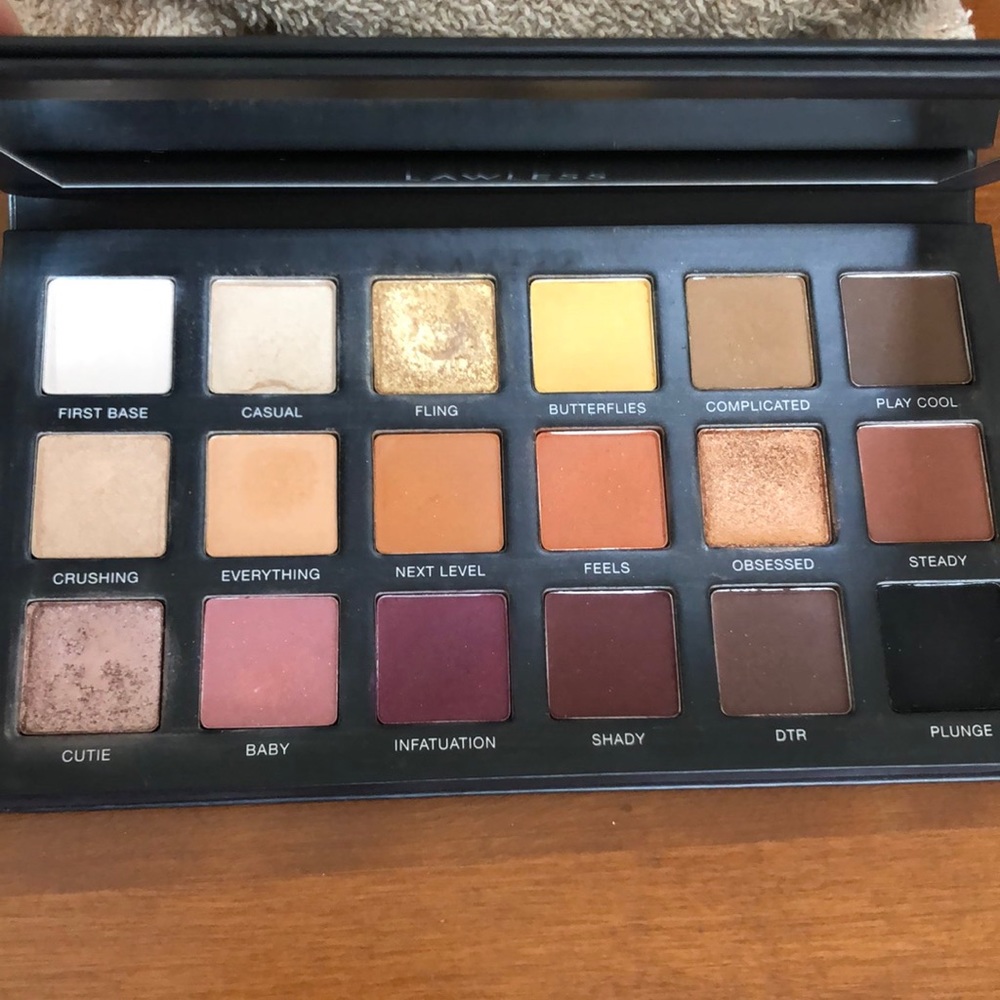 Lawless The One eyeshadow palette